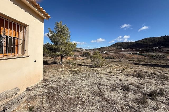 2 soveværelse Finca/Landehus til salg i Pinoso med swimmingpool - € 135.000 (Ref: 9958893)
