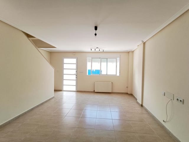 3 soverom Leilighet til salgs i Hondón de los Frailes med svømmebasseng - € 150 000 (Ref: 9986184)