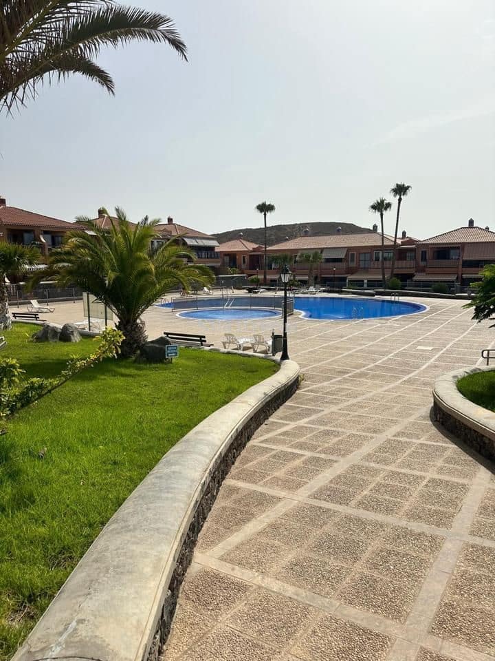 2 chambre Appartement à vendre à Arona avec piscine garage - 269 000 € (Ref: 10021913)