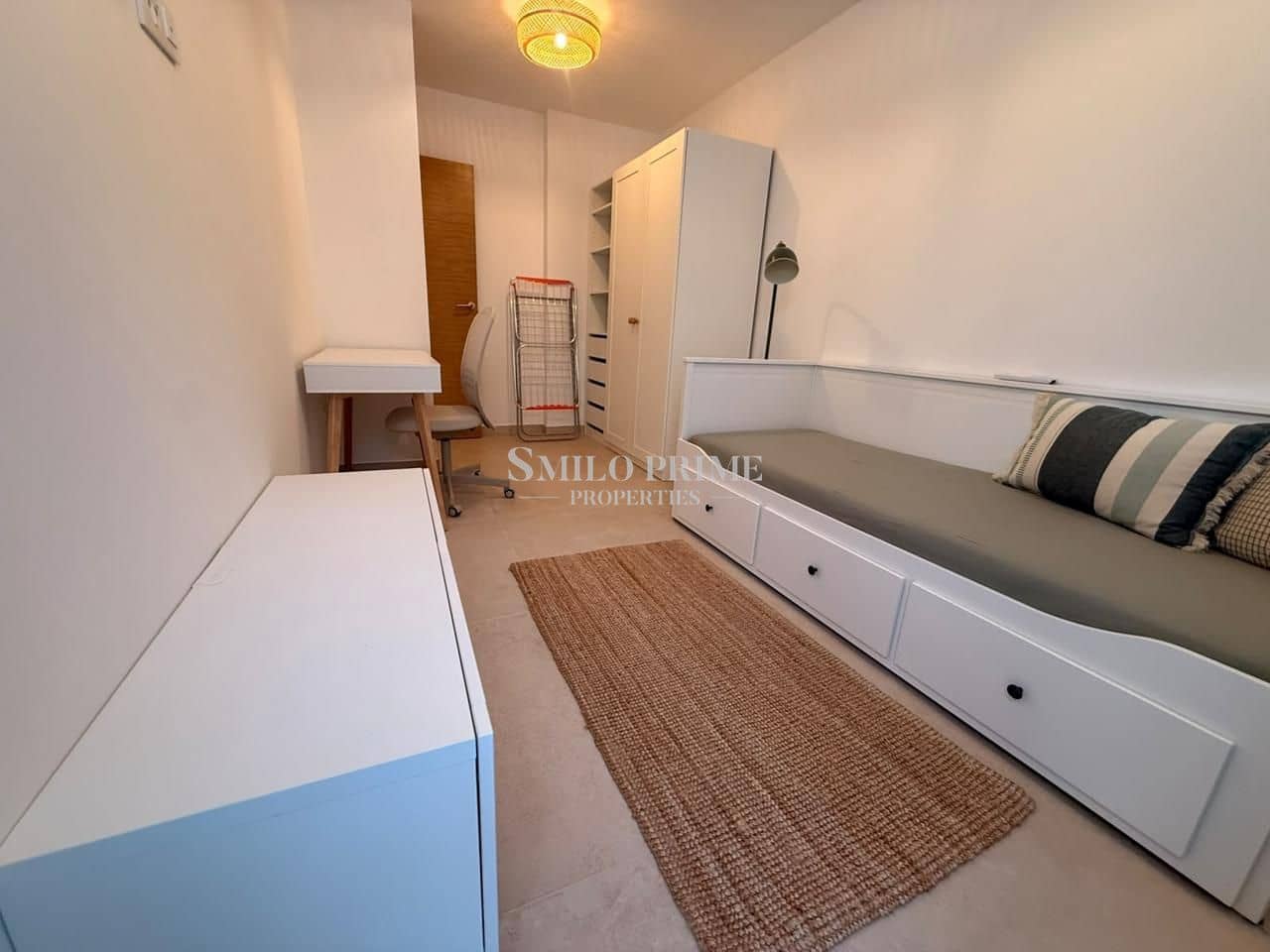 2 bedroom Flat for rent in Guia de Isora with pool garage - € 1,800 (Ref: 10031034)