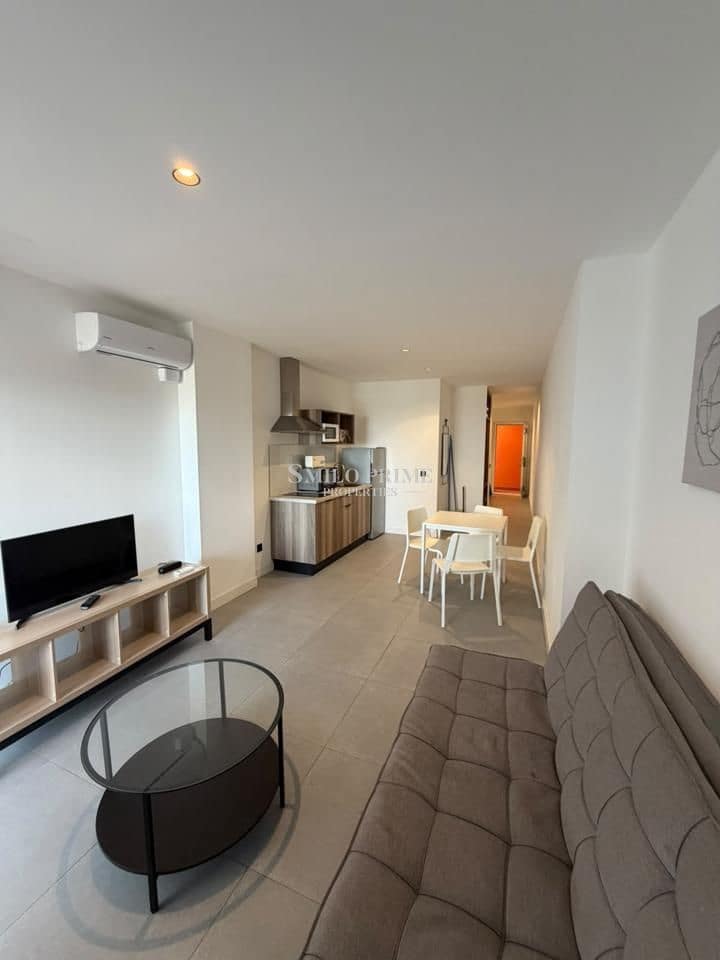 Apartamento para venda em Arona com piscina - 175 000 € (Ref: 10031116)