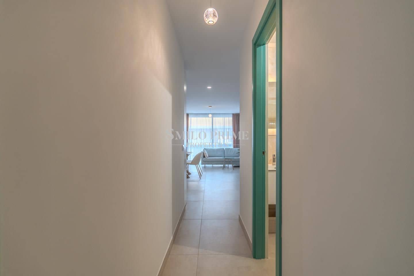Piso de 2 habitaciones en Guía de Isora en alquiler con piscina garaje - 1.900 € (Ref: 10076872)