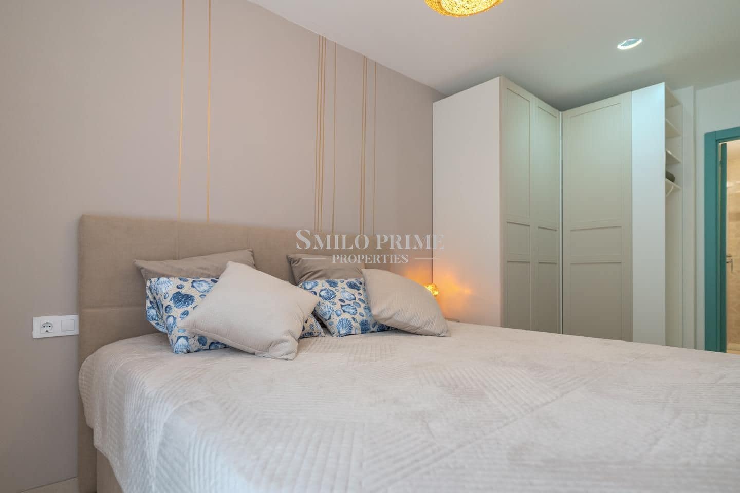 Piso de 2 habitaciones en Guía de Isora en alquiler con piscina garaje - 1.900 € (Ref: 10076872)
