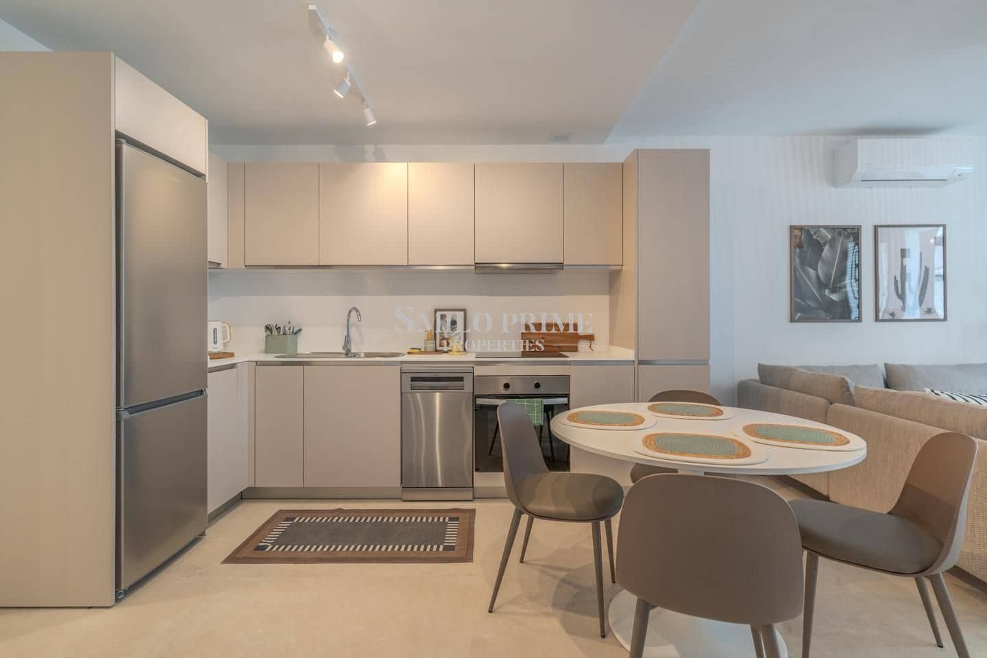 2 sypialnia Mieszkanie do wynajęcia w Guia de Isora z basenem garażem - 1 800 € (Ref: 10077133)