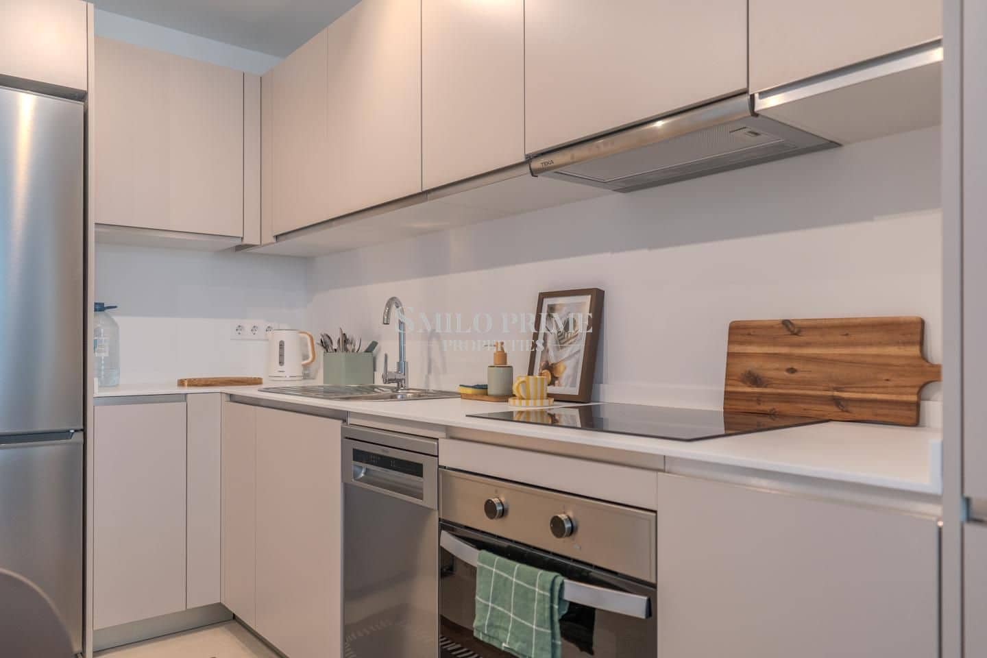 2 sypialnia Mieszkanie do wynajęcia w Guia de Isora z basenem garażem - 1 800 € (Ref: 10077133)