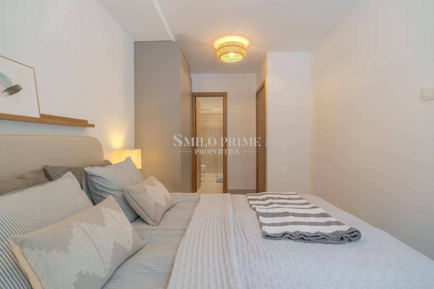 2 sypialnia Mieszkanie do wynajęcia w Guia de Isora z basenem garażem - 1 800 € (Ref: 10077133)
