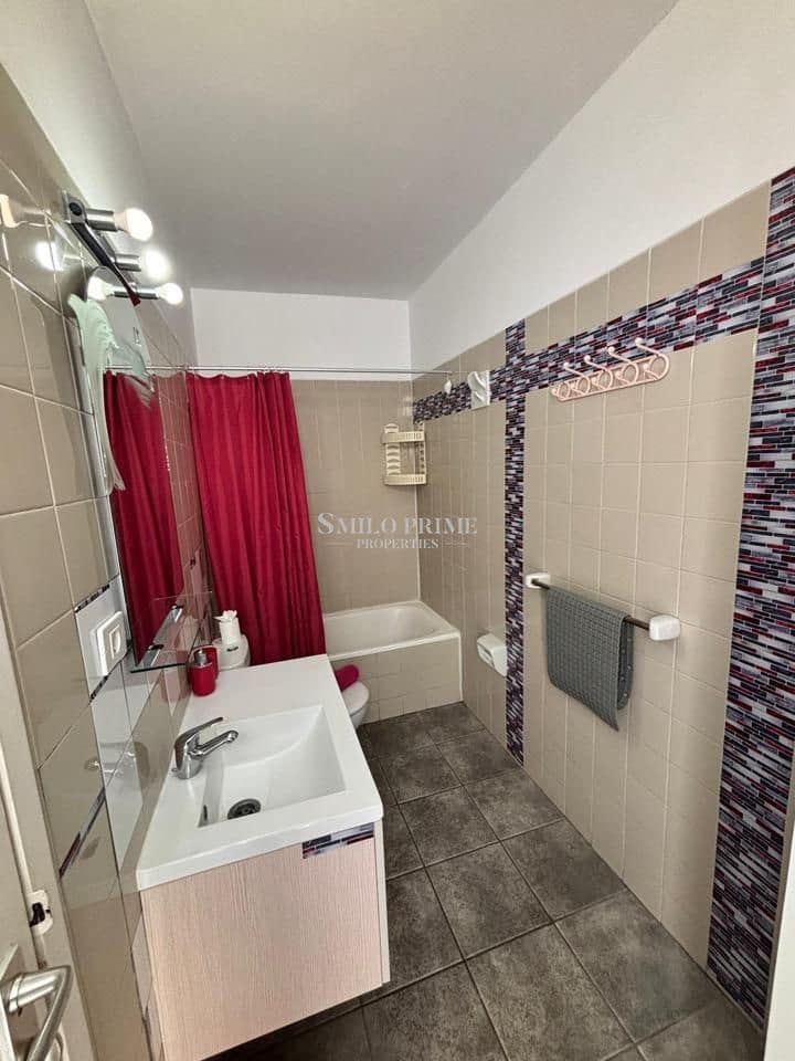 1 slaapkamer Flat te huur in Arona met zwembad garage - € 1.250 (Ref: 10099030)