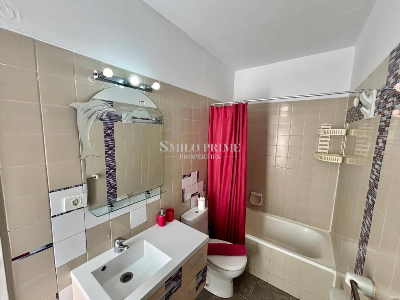 1 slaapkamer Flat te huur in Arona met zwembad garage - € 1.250 (Ref: 10099030)