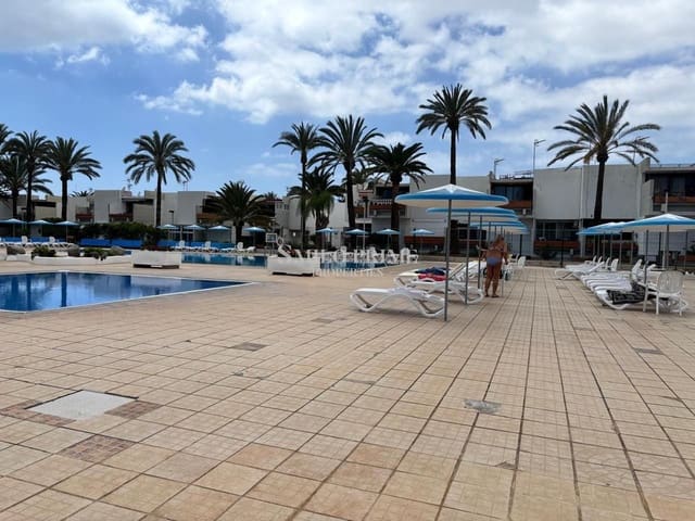 1 slaapkamer Flat te huur in Costa del Silencio, Arona met zwembad garage - € 1.250 (Ref: 10099030)