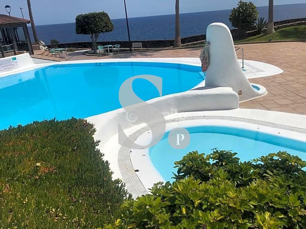 Appartement de 1 chambre à louer à Arona avec piscine - 1 350 € (Ref: 10101577)