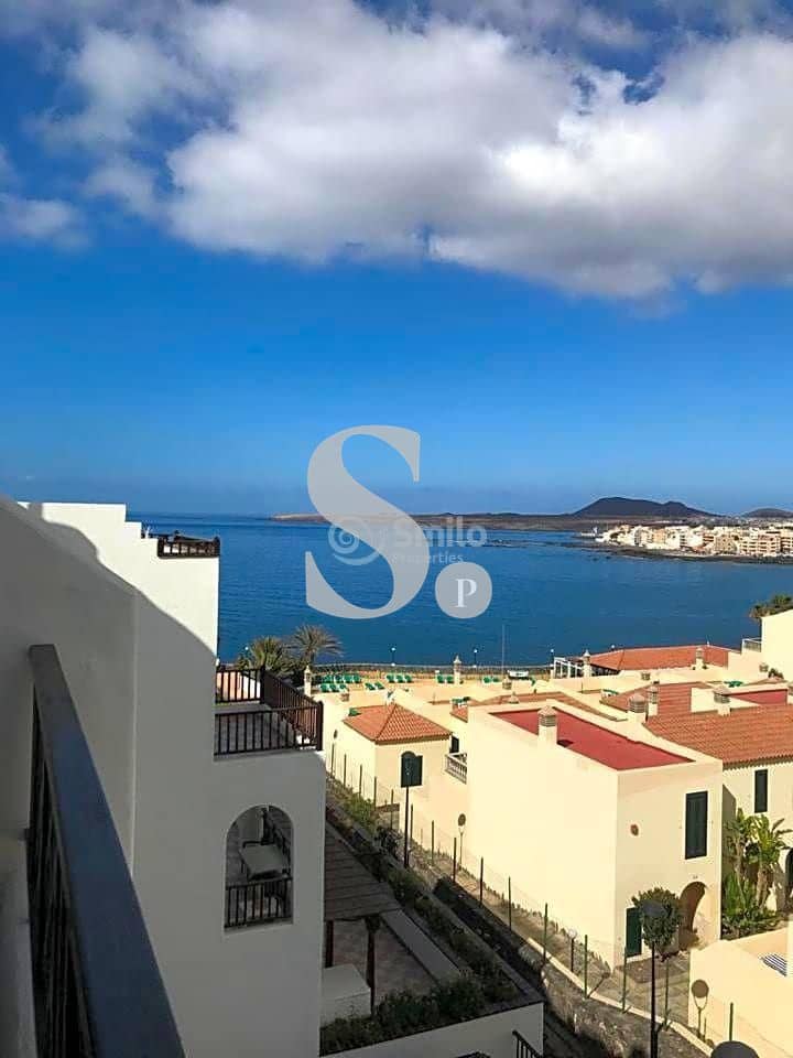 Appartement de 1 chambre à louer à Arona avec piscine - 1 350 € (Ref: 10101577)