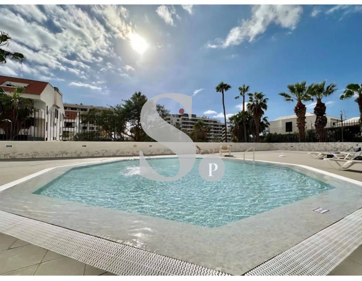 Appartement de 1 chambre à louer à Adeje avec piscine - 1 350 € (Ref: 10130662)