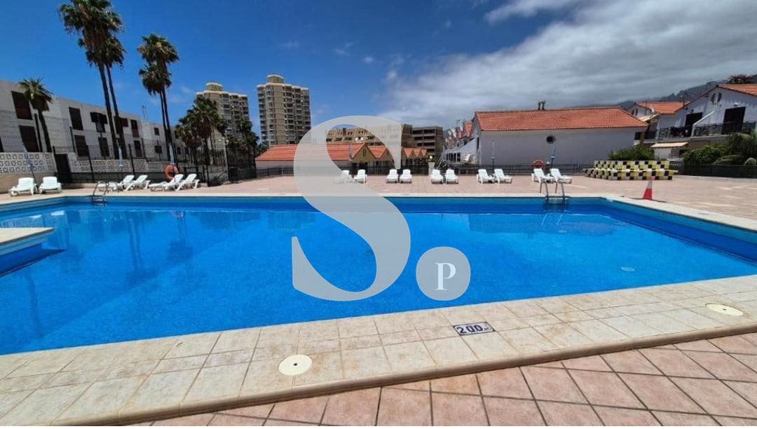 2 chambre Bungalow à vendre à Arona avec piscine - 325 000 € (Ref: 10130663)