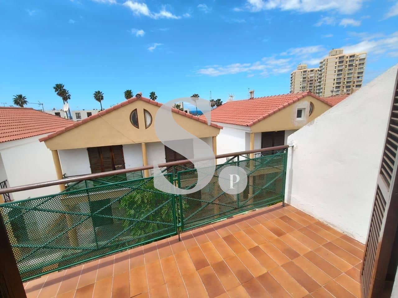 2 chambre Bungalow à vendre à Arona avec piscine - 325 000 € (Ref: 10130663)