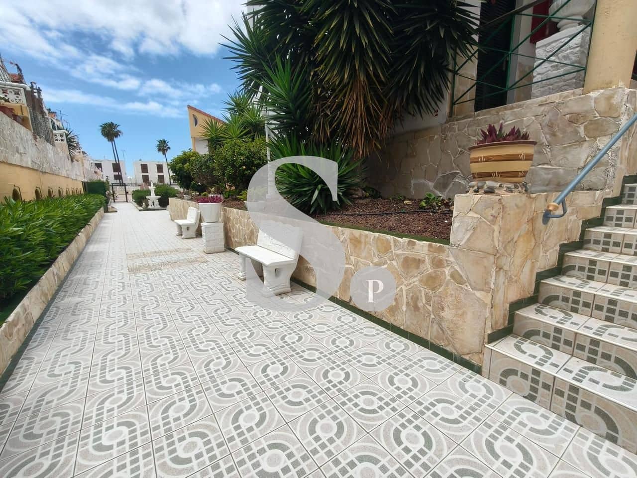 2 chambre Bungalow à vendre à Arona avec piscine - 325 000 € (Ref: 10130663)