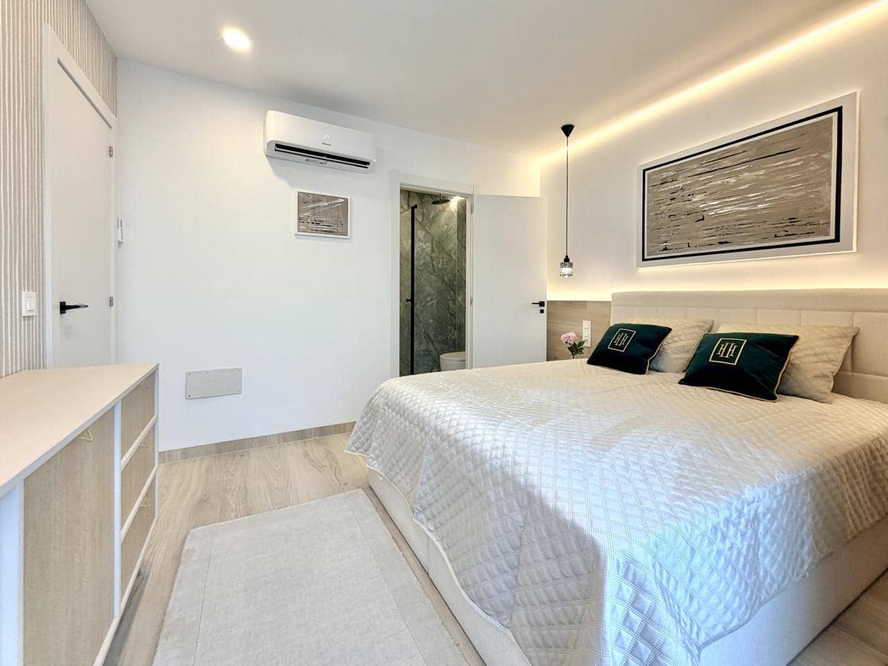 1 bedroom Flat for sale in Los Abrigos - € 291,000 (Ref: 10154266)