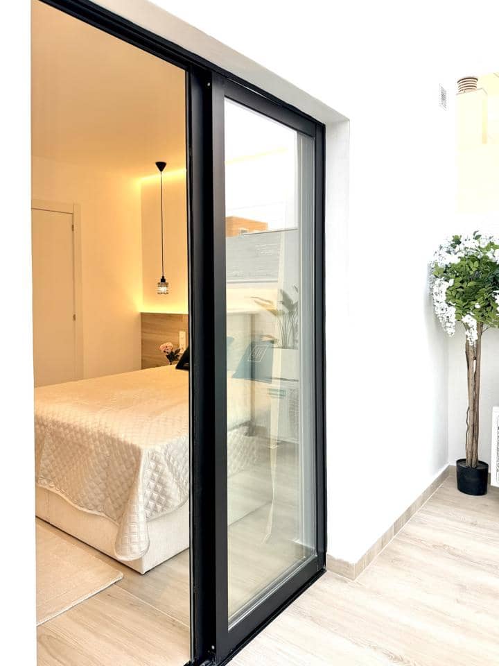 1 bedroom Flat for sale in Los Abrigos - € 291,000 (Ref: 10154266)