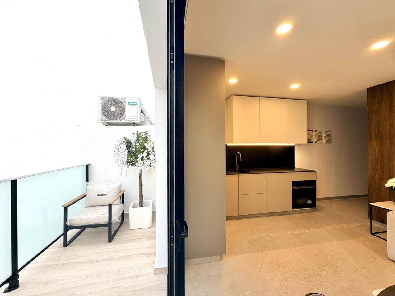 1 bedroom Flat for sale in Los Abrigos - € 291,000 (Ref: 10154266)
