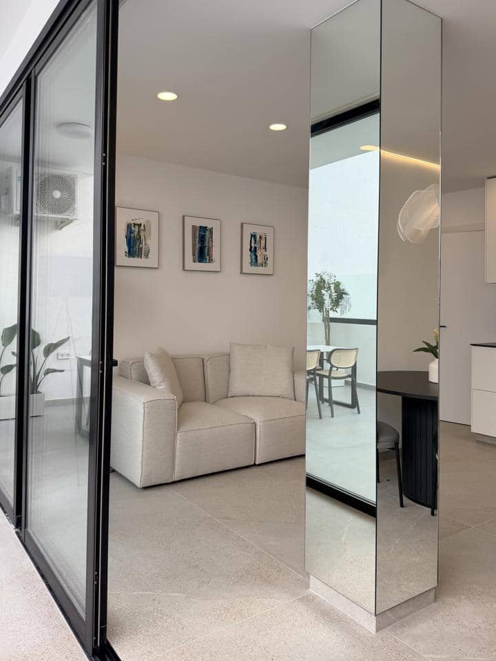 2 bedroom Flat for sale in Los Abrigos - € 345,000 (Ref: 10154268)