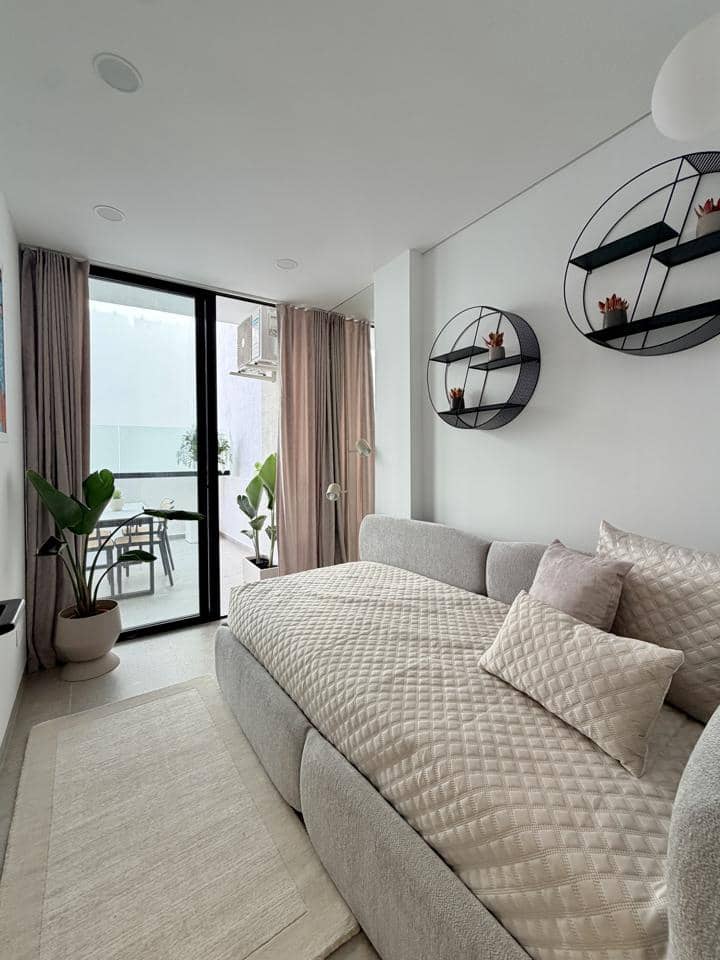 2 bedroom Flat for sale in Los Abrigos - € 345,000 (Ref: 10154268)