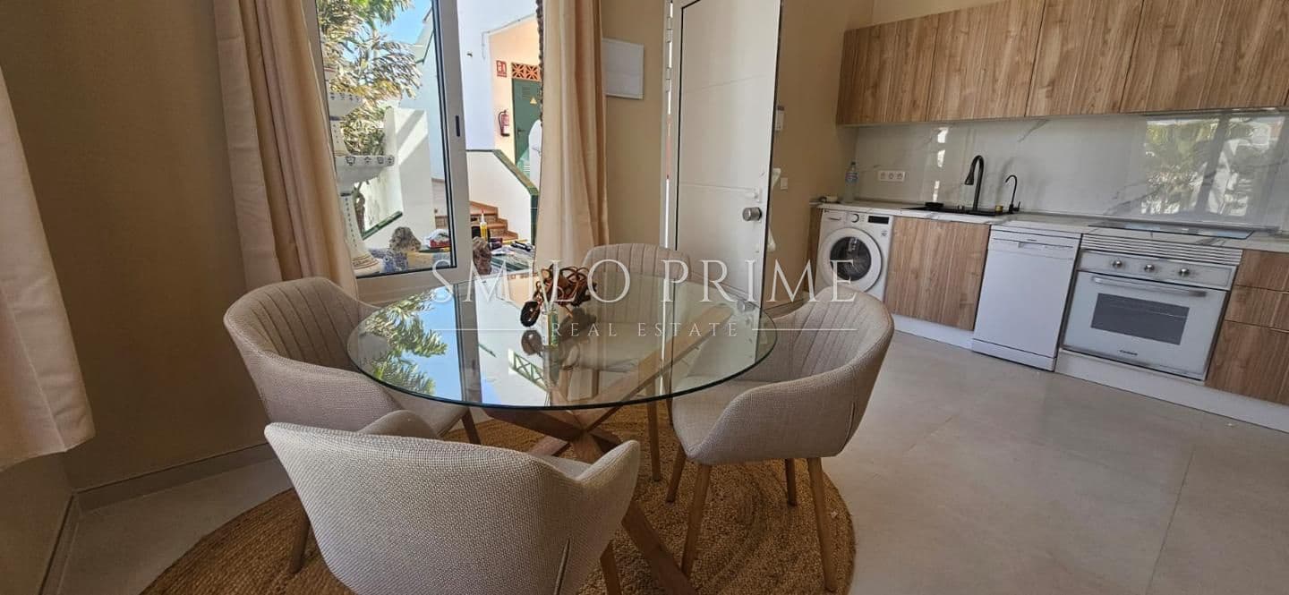 1 soveværelse Lejlighed til salg i Costa del Silencio med swimmingpool - € 225.000 (Ref: 10160176)