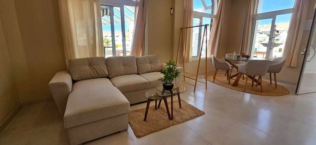 Piso de 1 habitación en Costa del Silencio, Arona en venta con piscina - 225.000 € (Ref: 10160176)
