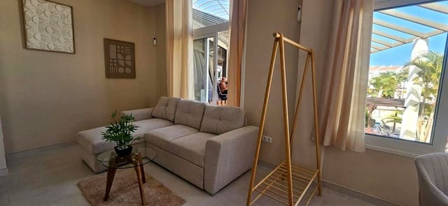 Piso de 1 habitación en Costa del Silencio, Arona en venta con piscina - 225.000 € (Ref: 10160176)