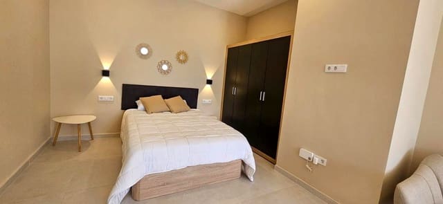 1 soveværelse Lejlighed til salg i Costa del Silencio, Arona med swimmingpool - € 185.000 (Ref: 10160178)