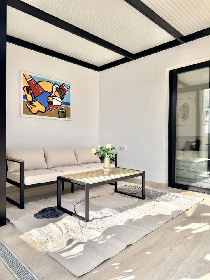 1 slaapkamer Flat te koop in Los Abrigos - € 297.000 (Ref: 10160323)