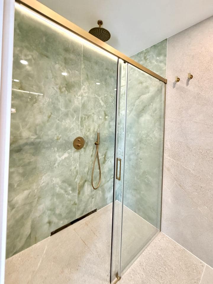 1 slaapkamer Flat te koop in Los Abrigos - € 297.000 (Ref: 10160323)