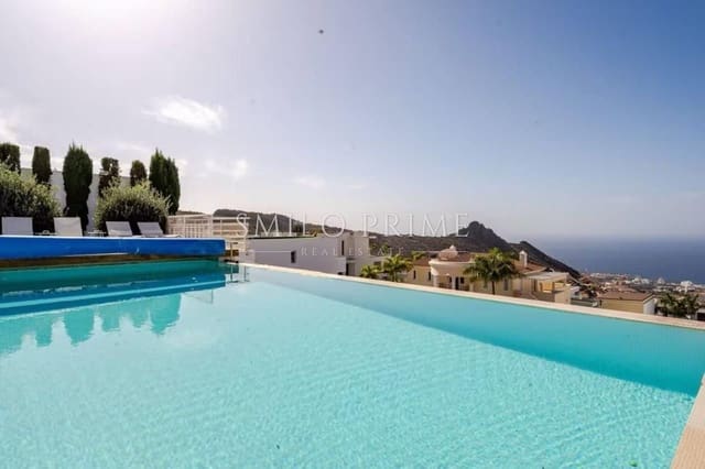 5 soverom Villa til salgs i Torviscas Centro y Alto, Adeje med svømmebasseng garasje - € 1 700 000 (Ref: 10170286)