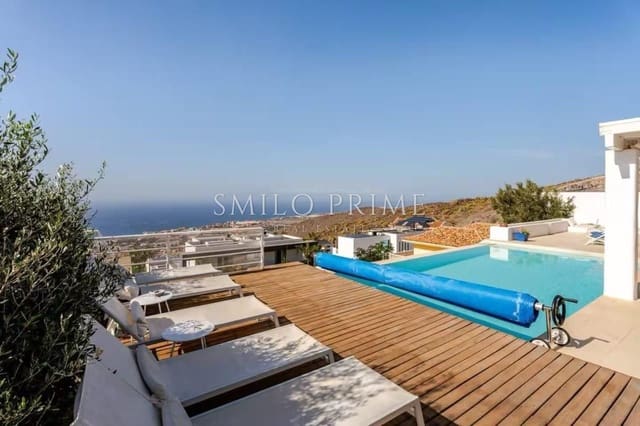 5 soverom Villa til salgs i Torviscas Centro y Alto, Adeje med svømmebasseng garasje - € 1 700 000 (Ref: 10170286)