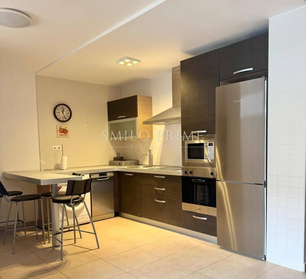1 soverom Leilighet til leie i Arona med svømmebasseng garasje - € 1 250 (Ref: 10170287)