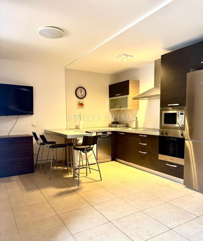 1 soverom Leilighet til leie i Arona med svømmebasseng garasje - € 1 250 (Ref: 10170287)