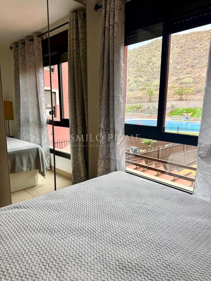 1 soverom Leilighet til leie i Arona med svømmebasseng garasje - € 1 250 (Ref: 10170287)