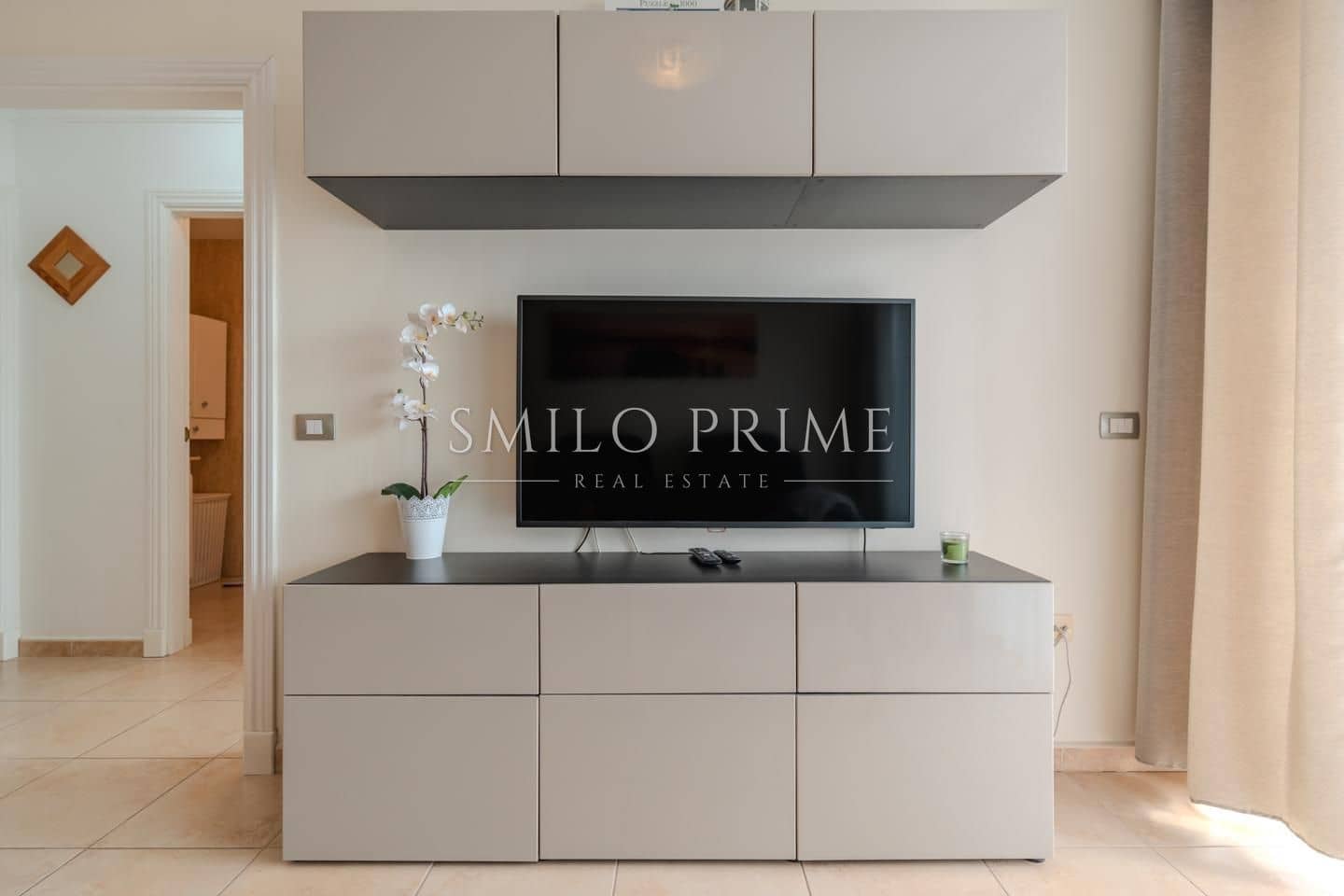 2 slaapkamer Flat te huur in Poris de Abona met zwembad garage - € 1.200 (Ref: 10182260)
