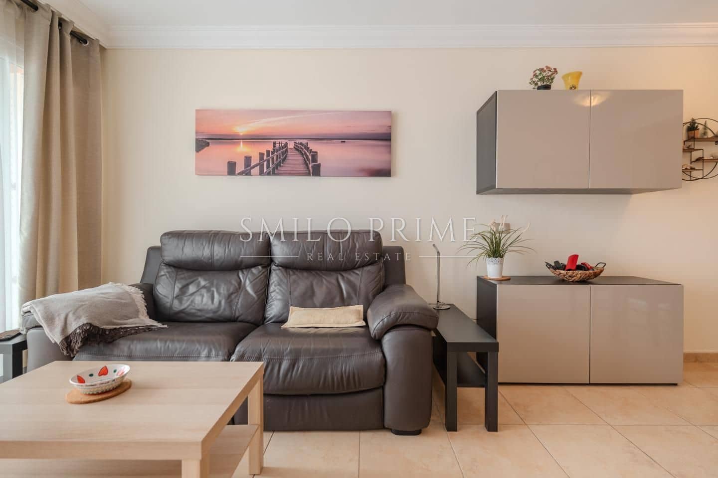 2 slaapkamer Flat te huur in Poris de Abona met zwembad garage - € 1.200 (Ref: 10182260)
