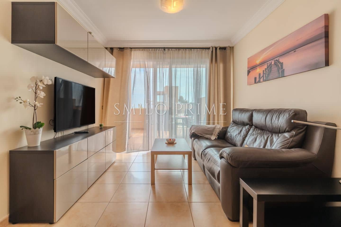 2 slaapkamer Flat te huur in Poris de Abona met zwembad garage - € 1.200 (Ref: 10182260)