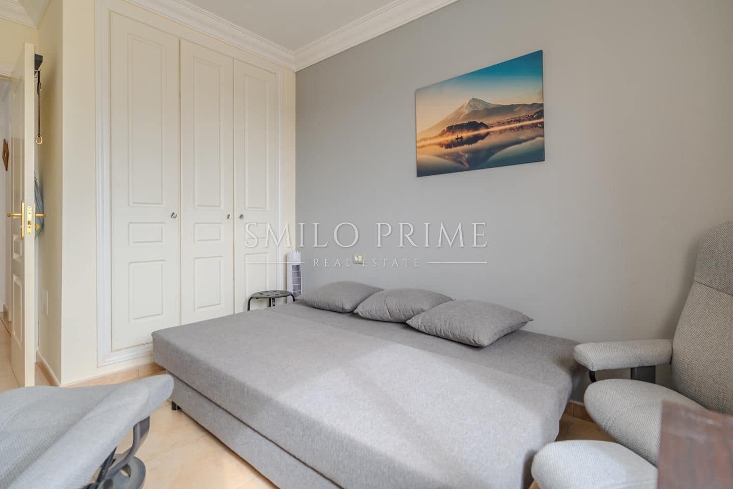 2 slaapkamer Flat te huur in Poris de Abona met zwembad garage - € 1.200 (Ref: 10182260)