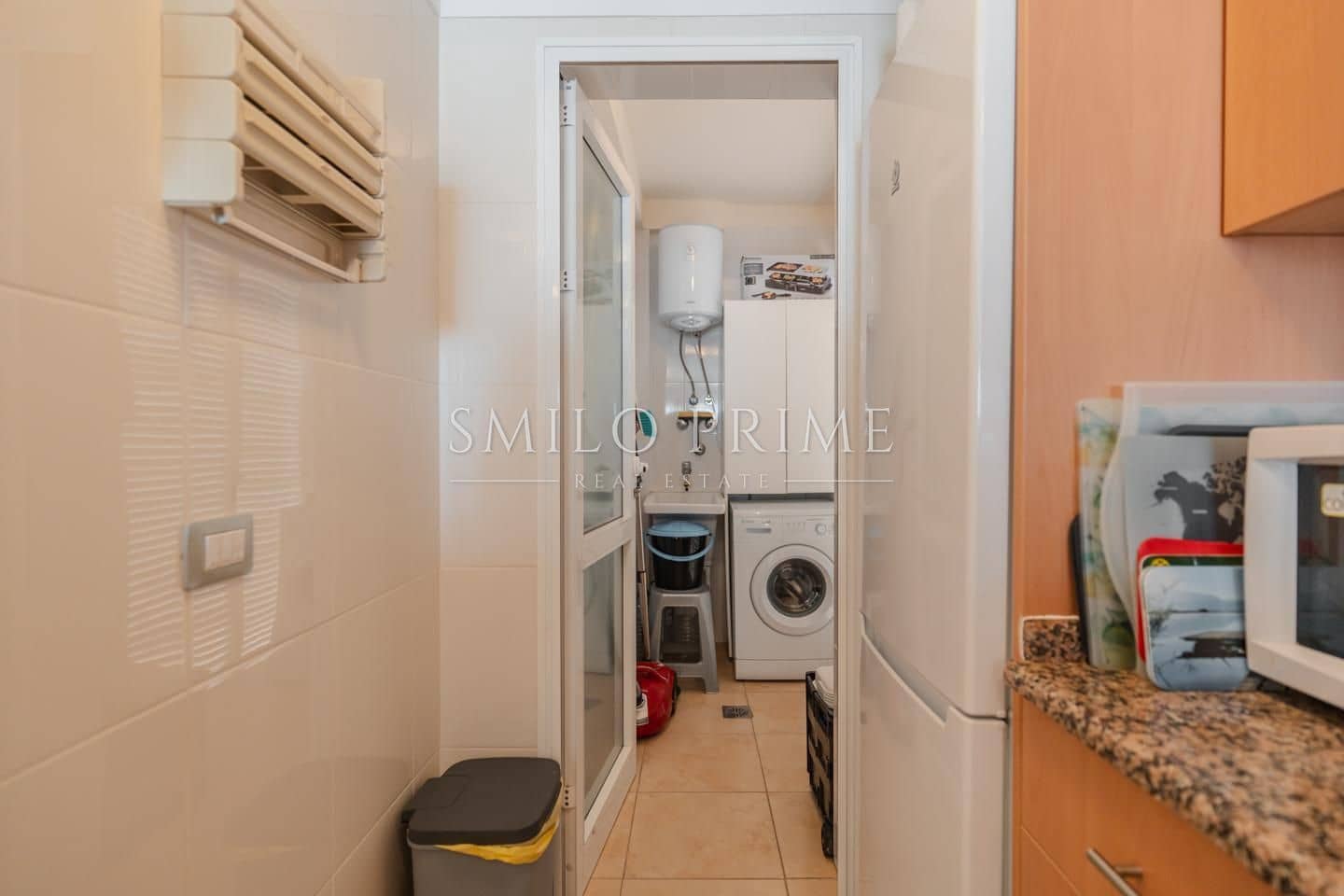 2 slaapkamer Flat te huur in Poris de Abona met zwembad garage - € 1.200 (Ref: 10182260)