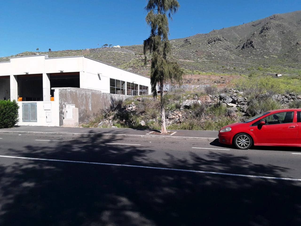 Grunde uden byggetilladelser til salg i Adeje - € 3.250.000 (Ref: 6200805)