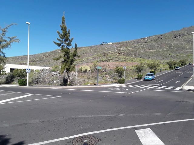 Terreno Não Urbanizado para venda em Casco Urbano, Adeje - 3 250 000 € (Ref: 6200805)