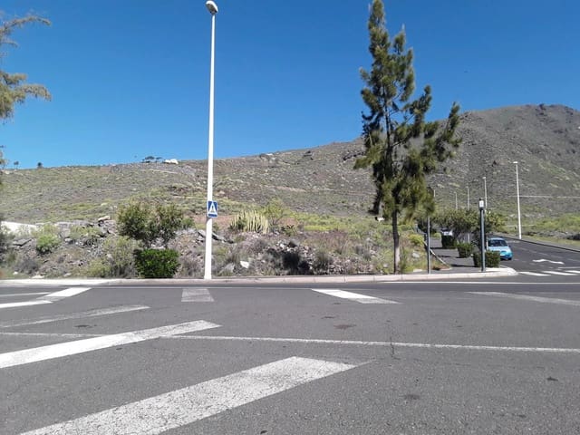 Terreno Não Urbanizado para venda em Casco Urbano, Adeje - 3 250 000 € (Ref: 6200805)