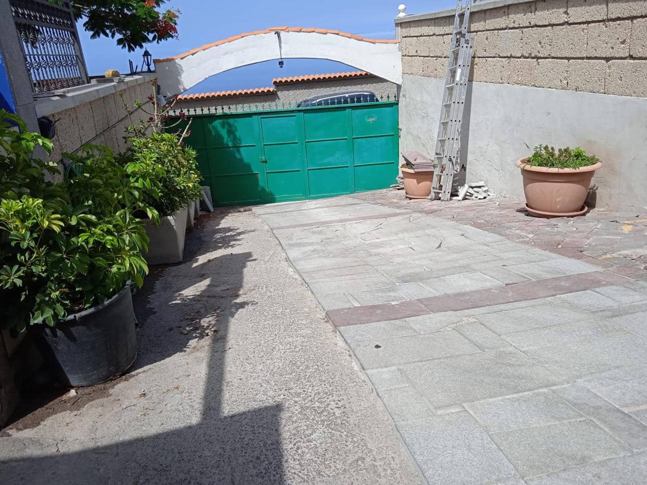 2 sypialnia Finka/Dom wiejski na sprzedaż w Guia de Isora z garażem - 630 000 € (Ref: 6232154)