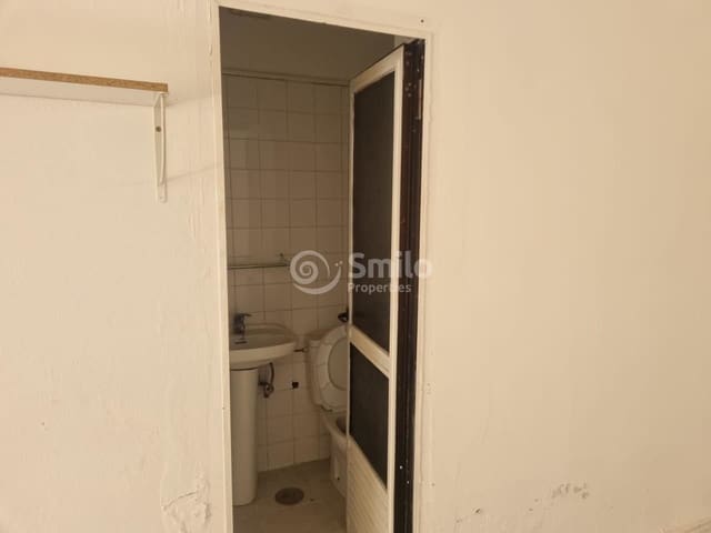 Yritys myytävänä paikassa Guía de Isora mukana uima-altaan - 325 000 € (Ref: 6419034)