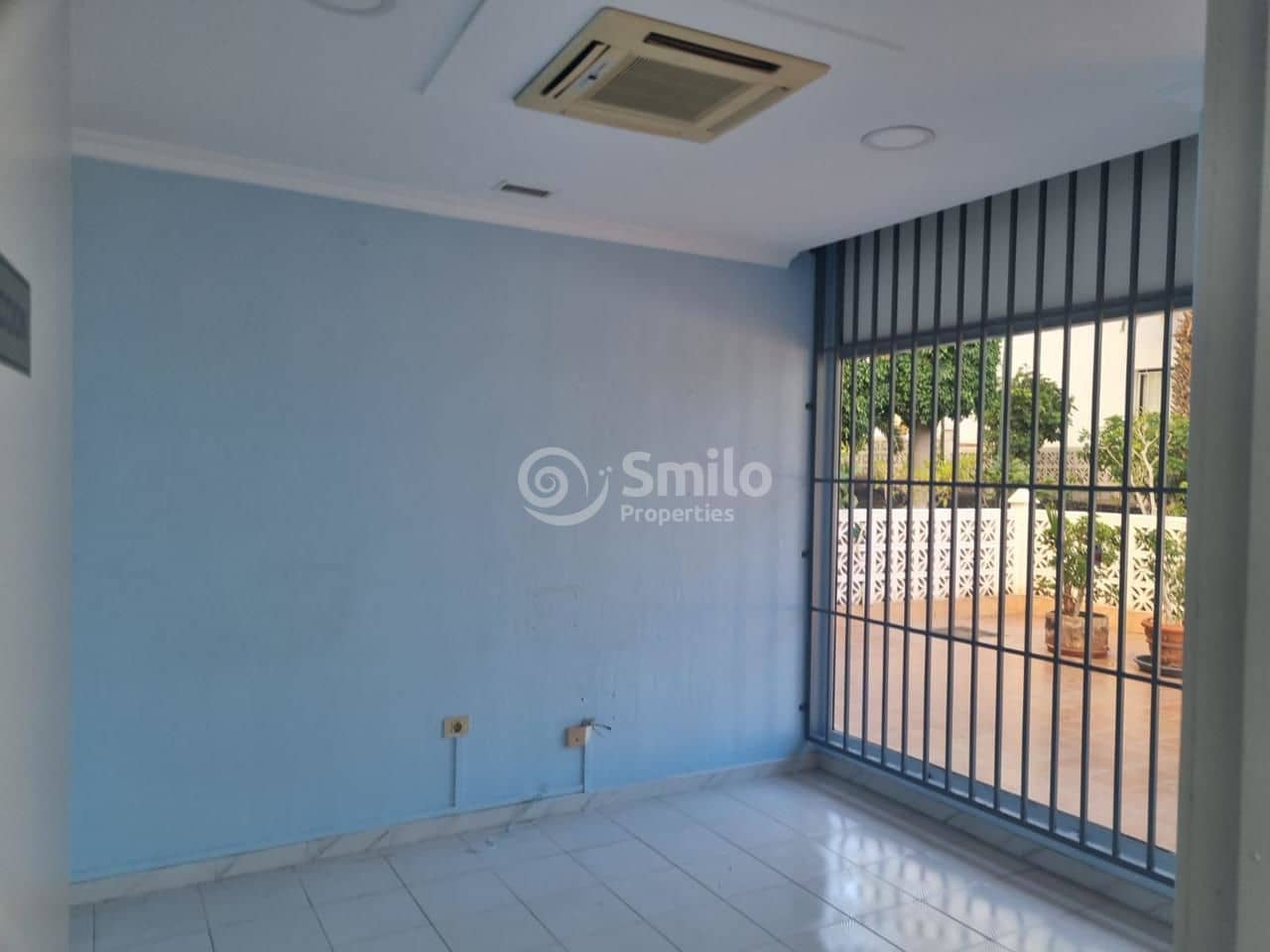 Business for sale in Guia de Isora with pool - € 325,000 (Ref: 6419034)