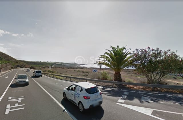 Grunde uden byggetilladelser til salg i Guía de Isora - € 7.900.000 (Ref: 6422257)