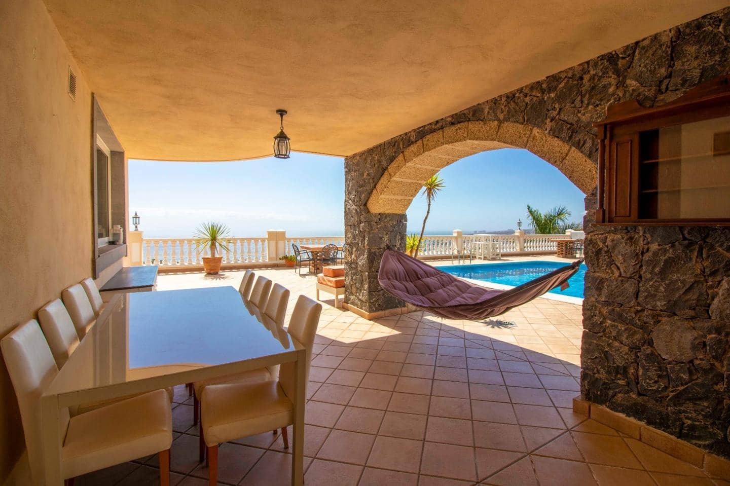 12 makuuhuone Huvila myytävänä paikassa Costa Adeje - 2 950 000 € (Ref: 6912457)