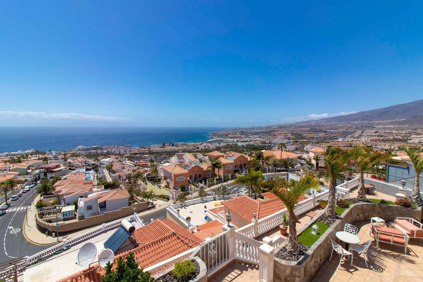 12 makuuhuone Huvila myytävänä paikassa Costa Adeje - 2 950 000 € (Ref: 6912457)