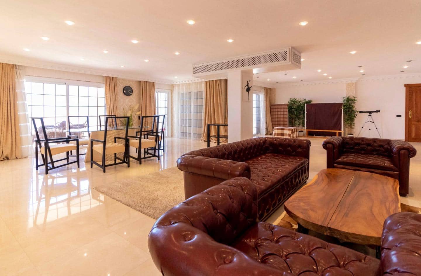 12 makuuhuone Huvila myytävänä paikassa Costa Adeje - 2 950 000 € (Ref: 6912457)